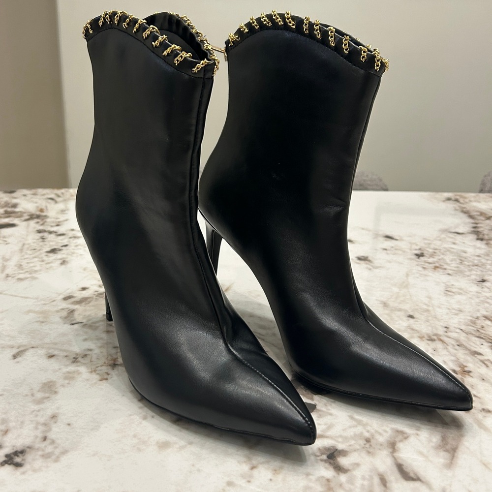 NY Collection Black Pointed Toe‎ Stiletto Heel Ankle Booties Gold Chain Trim 8.5 - Picture 12 of 14